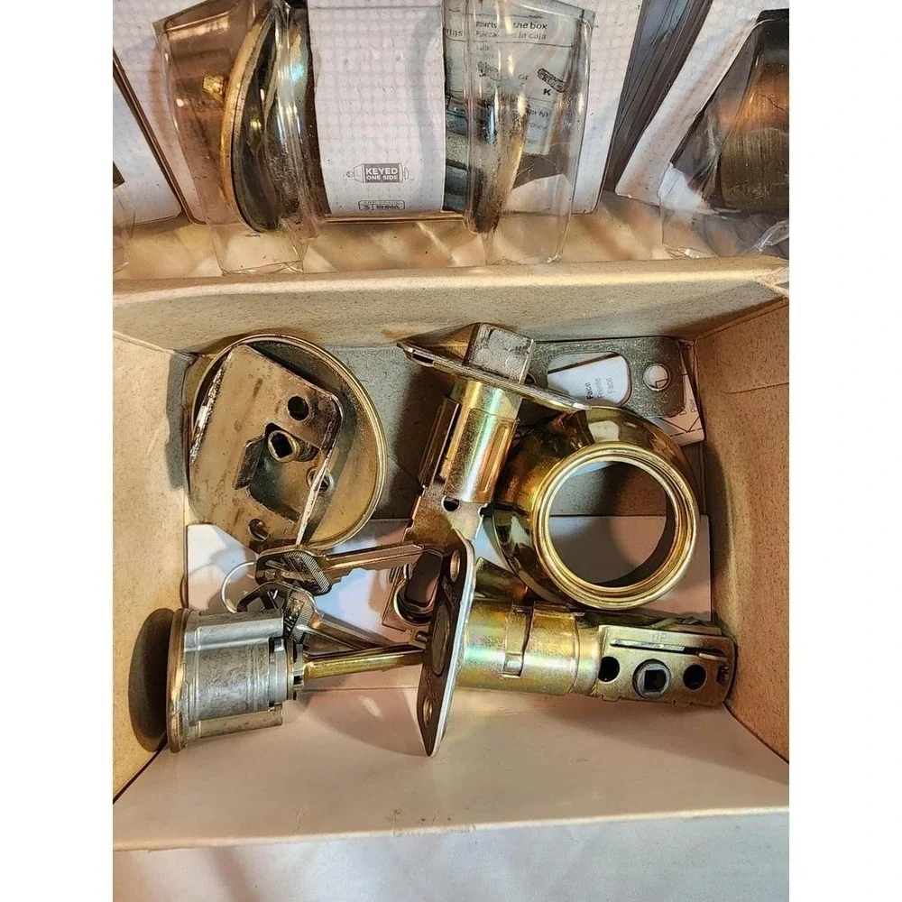 Kwikset 660 Deadbolt Keyed Alike 3 & 1open Pack Plus OpenBox Polished Brass95450